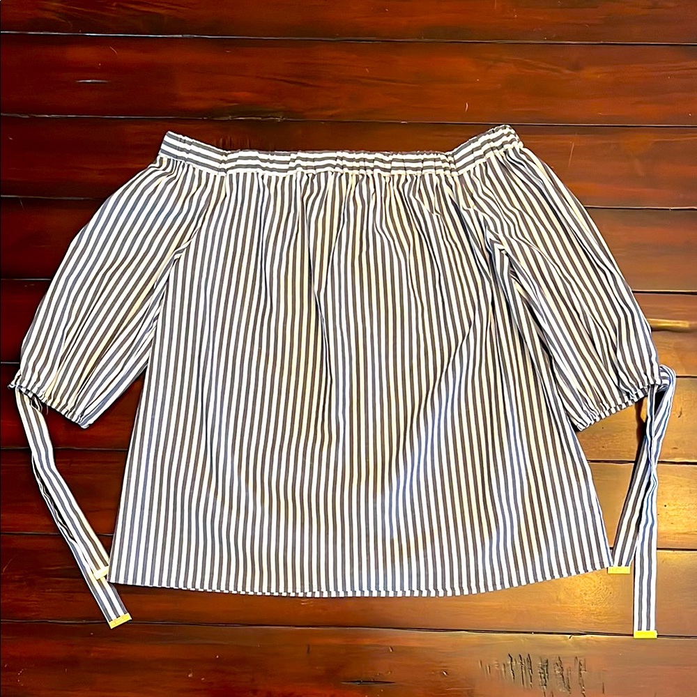 NWT Michael Kors Striped Off-Shoulder Blouse size M